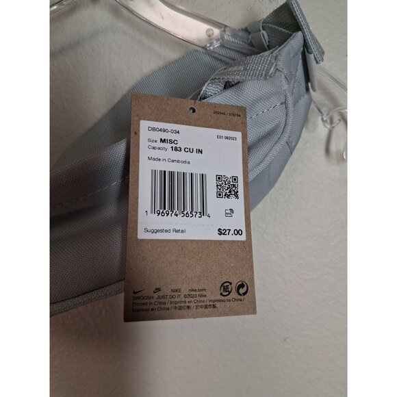 NWT Nike Logo Crossbody Fanny Pack Bag Unisex Adult Gray White DB0490-034 - Picture 3 of 6